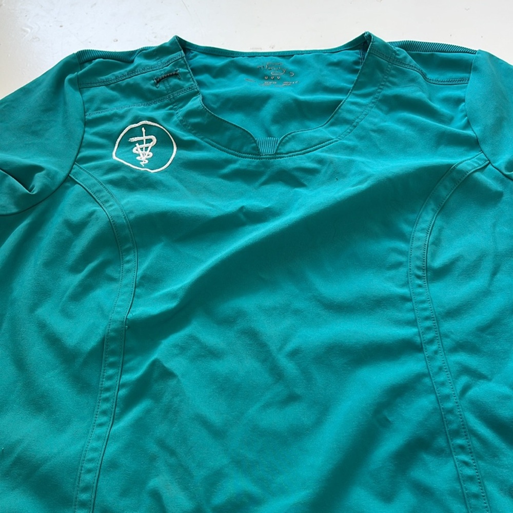 Cherokee Infinity Medium Short Sleeve Teal Scrub Uniform Top - Picture 4 of 5